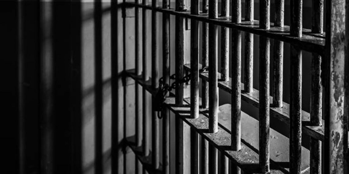 Βγήκαν στην Φυλακή τα …μαχαίρια