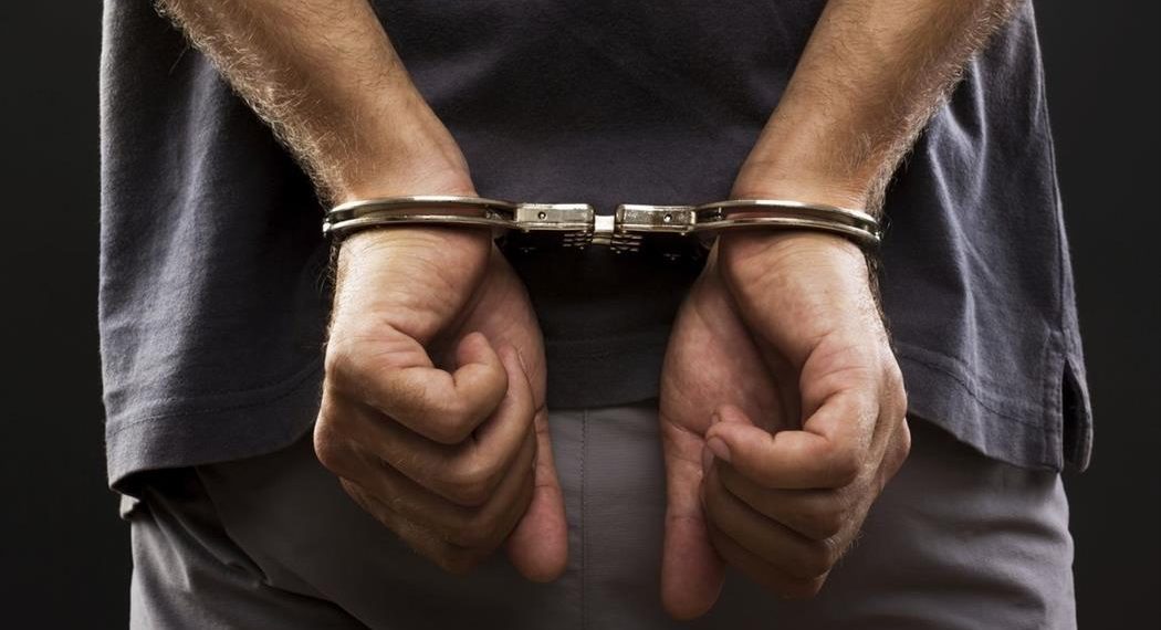 Δεν είχε συνταγή και βρέθηκε με χειροπέδες