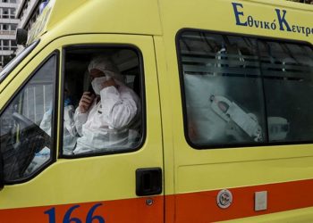 Χαροπαλεύει συντηρητής ανελκυστήρα