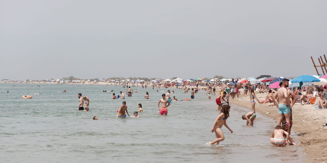 Το … «καμάκι» έφερε συμπλοκή και …κρατητήρια