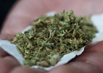 Χειροπέδες στα Τρίκαλα για …χασίς