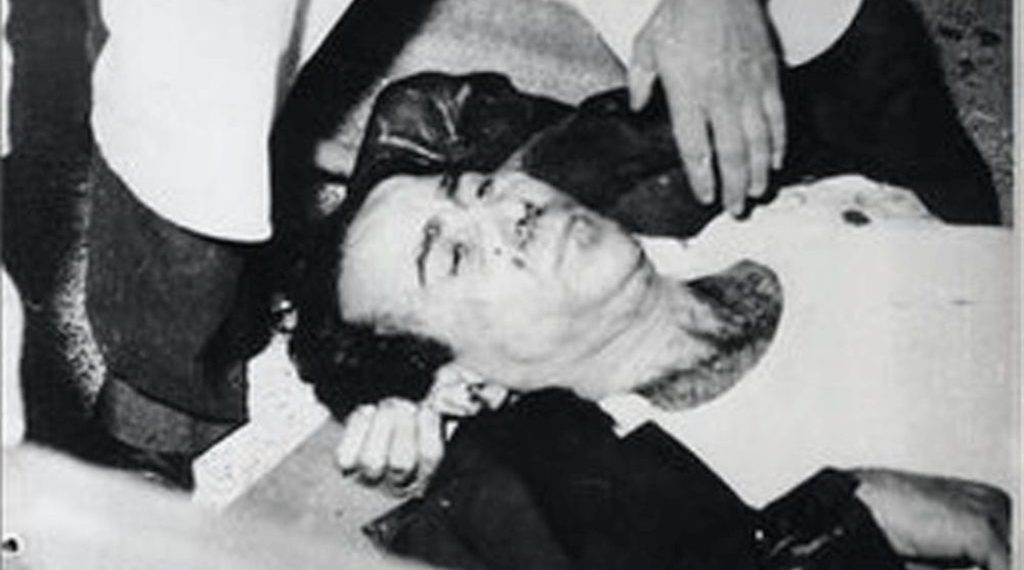 Παγκόσμια κατακραυγή και πολιτική κρίση