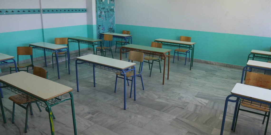 Δεν πήγε κανένας Υποψήφιος στα Εξεταστικά Κέντρα του Νομού Τρικάλων