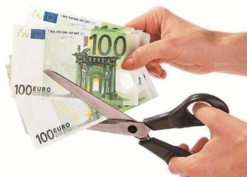 Δεν άντεξε την πίεση η Κυβέρνηση…