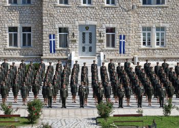 Ορκωμοσία στα Τρίκαλα για 150 μόνιμους Λοχίες