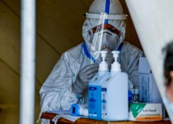 «Πονοκέφαλος» τα …εισαγόμενα στην Ελλάδα κρούσματα του «κορωνοϊού»