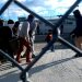 Σκηνικό πολέμου με νεκρό στην Μυτιλήνη