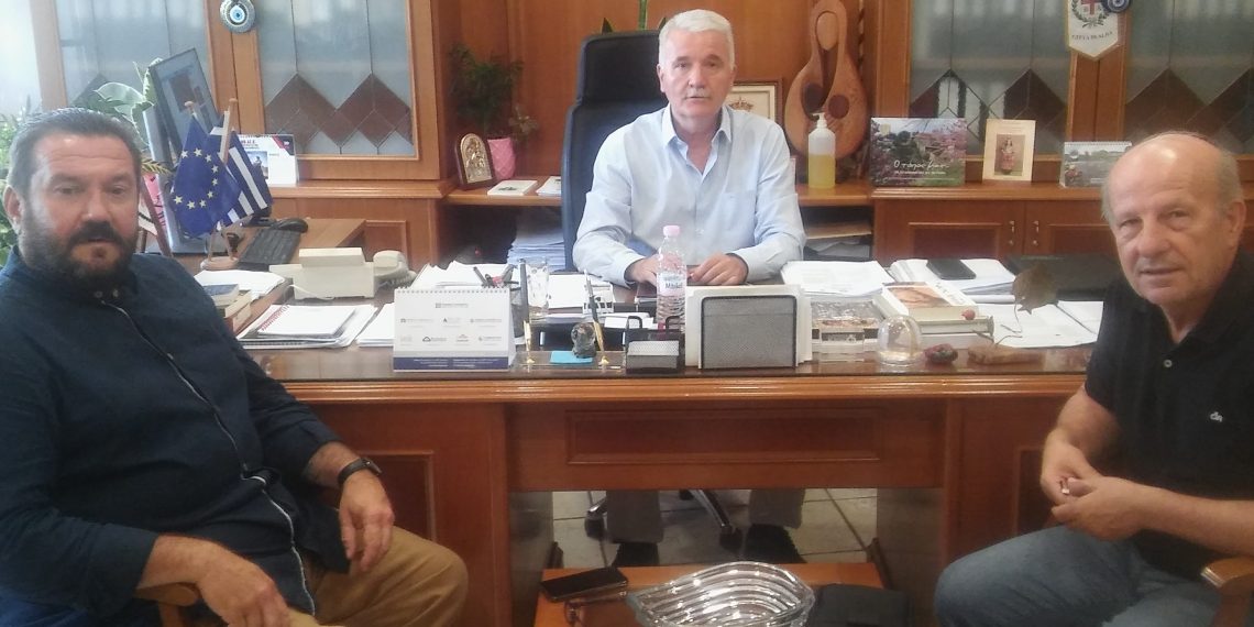 Διαψεύδει τις …φήμες ο Χρήστος Σιμορέλης