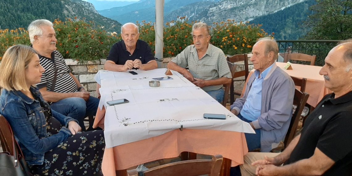 Κλιμάκιο του ΣΥΡΙΖΑ στα … Στουρναραίϊκα