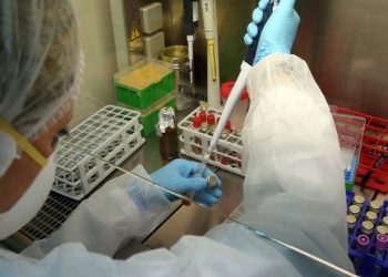 Στα 254 τα ημερήσια κρούσματα στην Ελλάδα