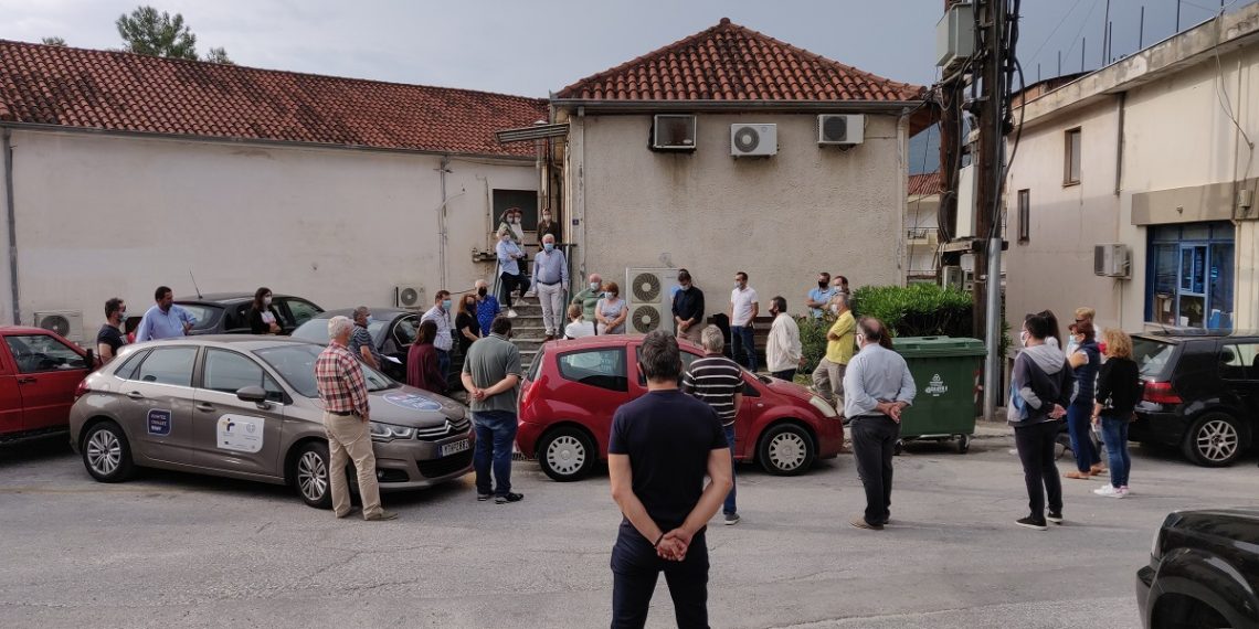 Σε …ιχνηλάτηση το Δημαρχείο στην Καλαμπάκα
