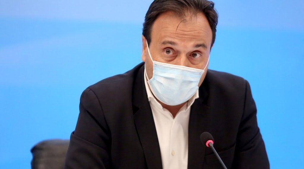 Ακυρώθηκε η διάθεση σε σχολεία ποσότητας μασκών που δεν πληρούσε τις προδιαγραφές
