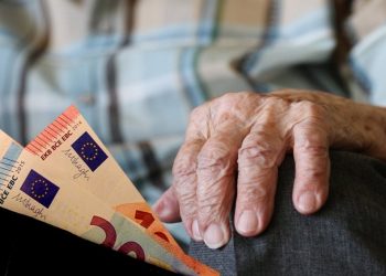 Πότε καταβάλλονται οι συντάξεις Νοεμβρίου
