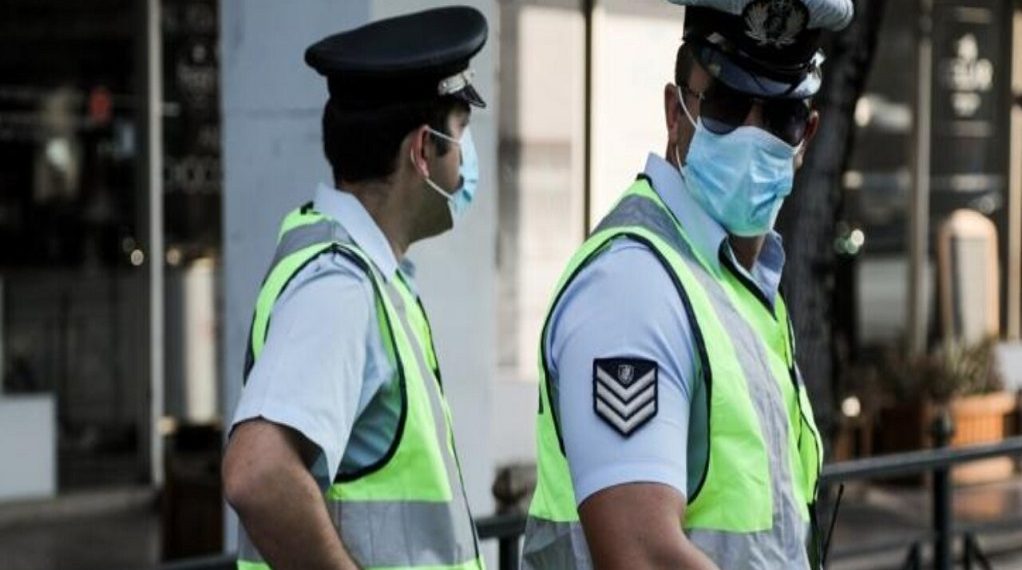 Έλεγχοι και «βροχή» οι «καμπάνες»