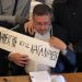 Για τον προπηλακισμό του Πρύτανη της ΑΣΟΕ