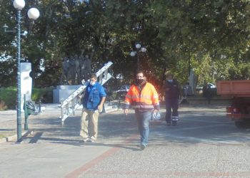 Ξεκίνησε ο …στολισμός στα Τρίκαλα