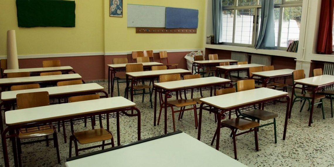 Σε … «τηλε-εκπαίδευση» λόγω «κορωνοϊού» μαθητές Δημοτικού Σχολείου των Τρικάλων
