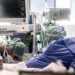Στους 499 οι ασθενείς με «κορωνοϊό» που βρίσκονται διασωληνωμένοι στις ΜΕΘ της χώρας
