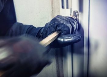 Εξακριβώθηκε σπείρα που είχε ρημάξει οικίες και στα Τρίκαλα