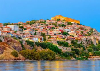 Έκτακτη σύσκεψη και άλλη περιοχή της Ελλάδας σε αυστηρό lockdown