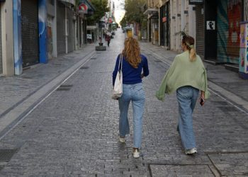 Δυσαρέσκεια του εμπορικού κόσμου για την παράταση του lockdown