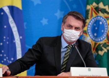 Ευθύνες σε ΜΜΕ και covid-19 για την χρεοκοπία της Βραζιλίας