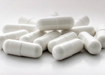 Χειροπέδες για παράνομη κατοχή ναρκωτικών χαπιών
