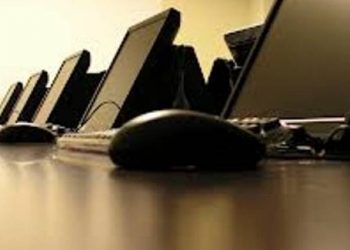 «Μπούκαραν» σε εταιρεία και «σήκωσαν» ηλεκτρονικό εξοπλισμό