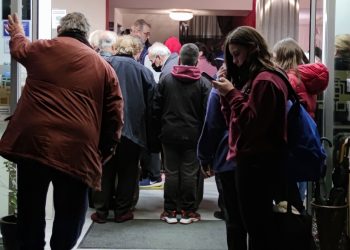 Έμπρακτη αλληλεγγύη του Δήμου Τρικκαίων στους σεισμόπληκτους του Δαμασίου