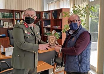 Στα Δημαρχεία Καλαμπάκας και Φαρκαδόνας ο νέος Διοικητής της ΣΜΥ