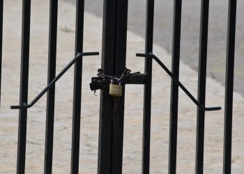 Κλειστά και τα Γυμνάσια στον Δήμο Φαρκαδόνας