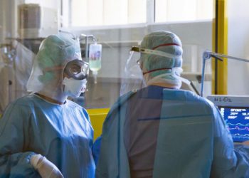 Σε συνεχόμενη αυξανόμενη πίεση το ΕΣΥ εξαιτίας του covid-19