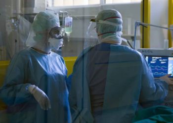 Στους 521 οι διασωληνωμένοι στις ΜΕΘ της Ελλάδας εξαιτίας covid-19