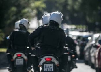 Χειροπέδες σε Αλλοδαπούς από την ΔΙΑΣ Τρικάλων