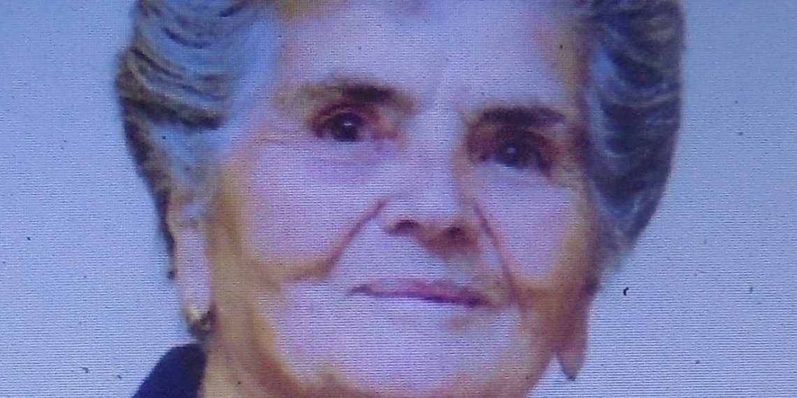 «Έφυγε» η Χρυσάνθη Μανωλια