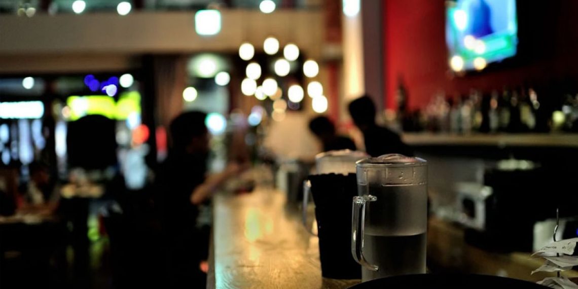 Σύλληψη και πρόστιμα για παραβίαση ωραρίου λειτουργίας καταστήματος