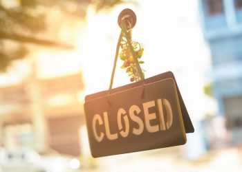 Κλειστά την Δευτέρα τα εμπορικά καταστήματα των Τρικάλων