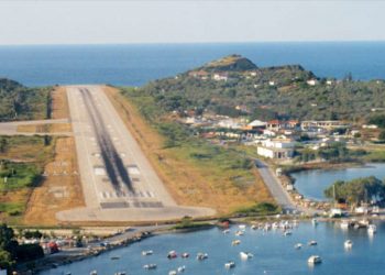 Συλλήψεις Αλλοδαπού και Ελληνίδας στο αεροδρόμιο της Σκιάθου
