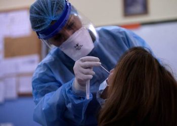 Προσπάθεια στα Τρίκαλα εντοπισμού κρουσμάτων covid-19