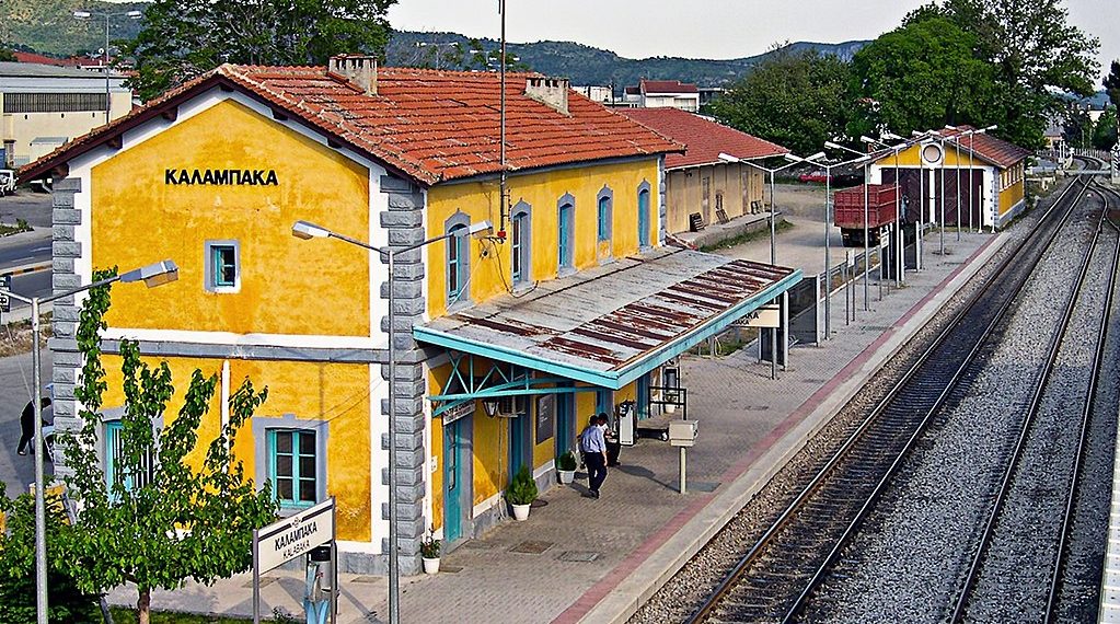 Κατάργηση στην μετακίνηση από και προς Αθήνα λόγω πυρκαγιάς