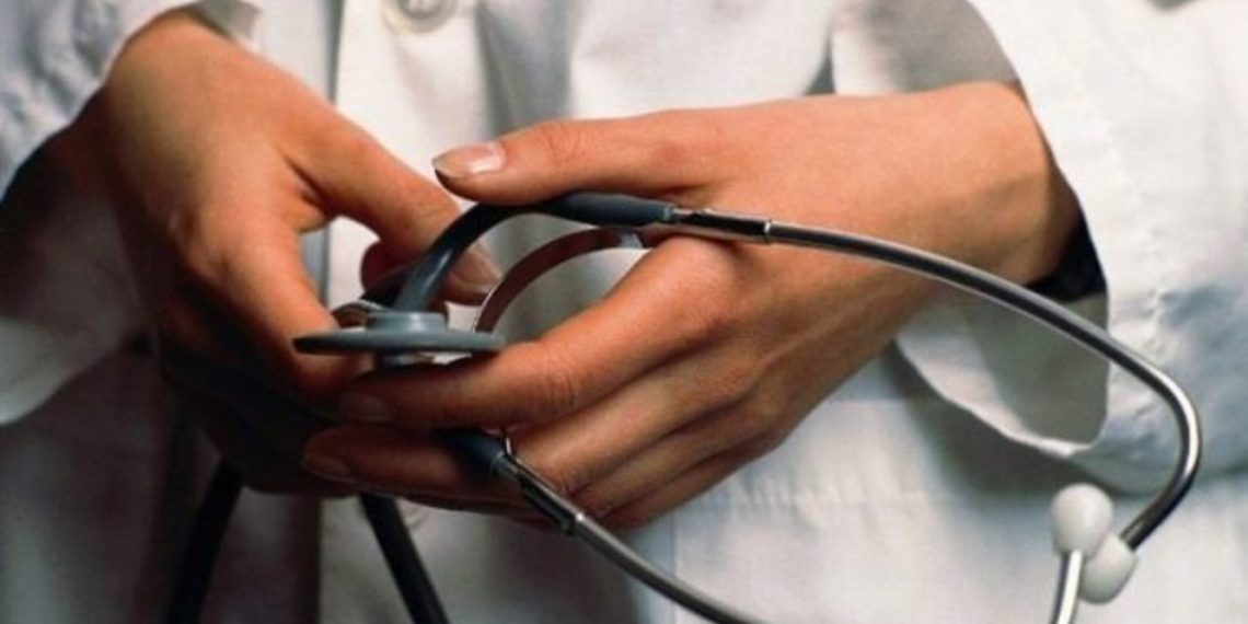Σε αναστολή εργασίας χιλιάδες εργαζόμενοι του ΕΣΥ