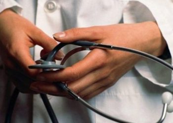 Σε αναστολή εργασίας χιλιάδες εργαζόμενοι του ΕΣΥ
