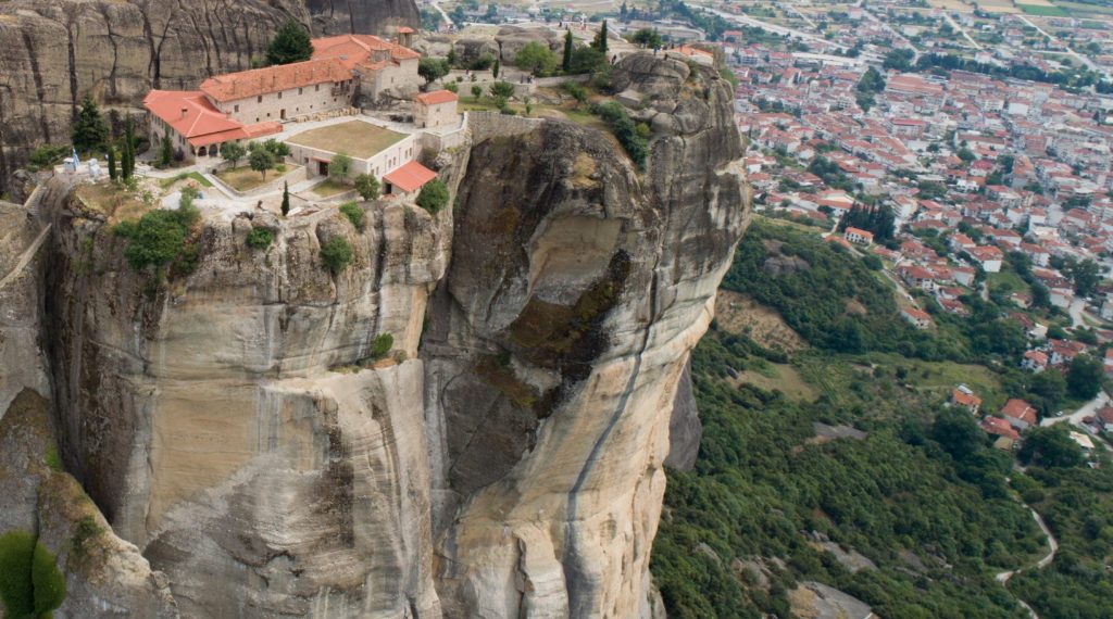 Έργα βελτίωσης της προσβασιμότητας σε Ιερές Μονές του Δήμου Μετεώρων