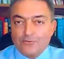 Καταγγελία του Καθηγητή Βασιλακόπουλου ότι δέχθηκε επίθεση σε ταβέρνα της Καλαμπάκας