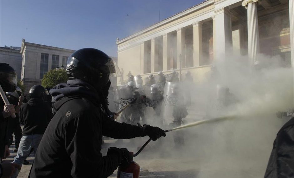 Συλλήψεις και τραυματισμοί Αστυνομικών
