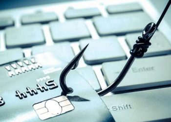«Τσίμπησε» στο SMS και της άδειασε τον τραπεζικό λογαριασμό