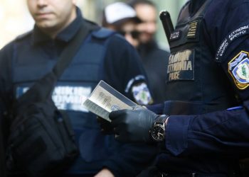 Στην «μάχη» των ελέγχων περισσότεροι από 8.000 Αστυνομικοί