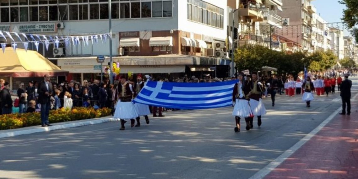 Ματαιώθηκε η παρέλαση (και) στα Τρίκαλα