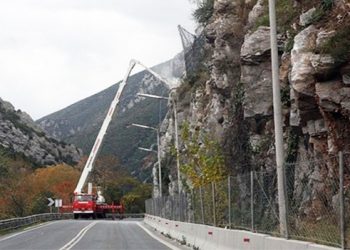Κλειστή η κοιλάδα των Τεμπών