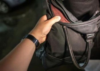 Η επίθεση σε ηλικιωμένη έφερε …χειροπέδες